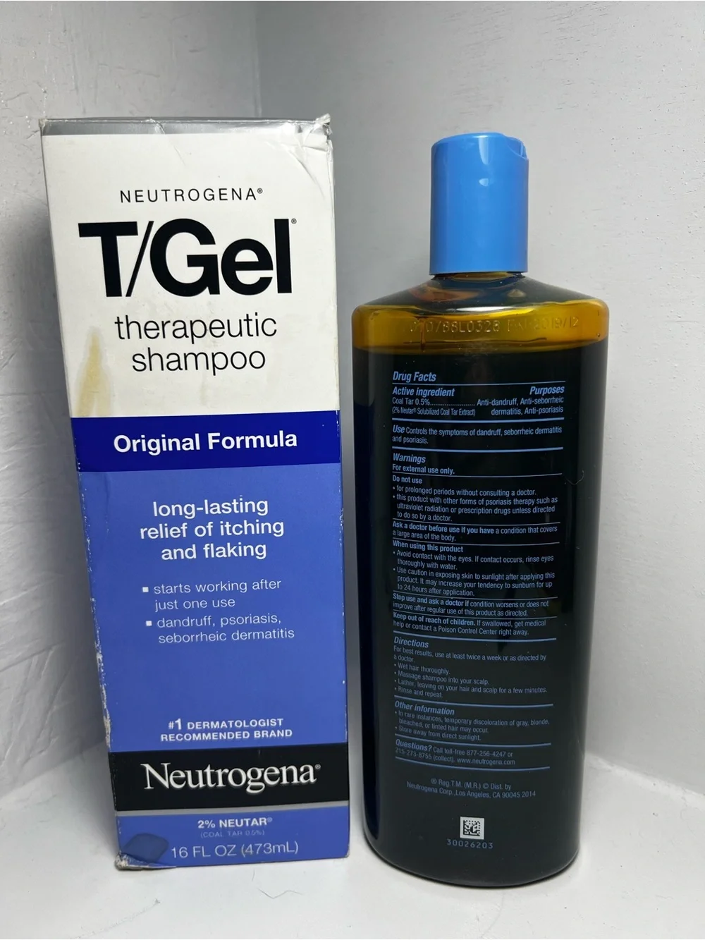 Neutrogena T/Gel Therapeutic Shampoo - Blue and Black